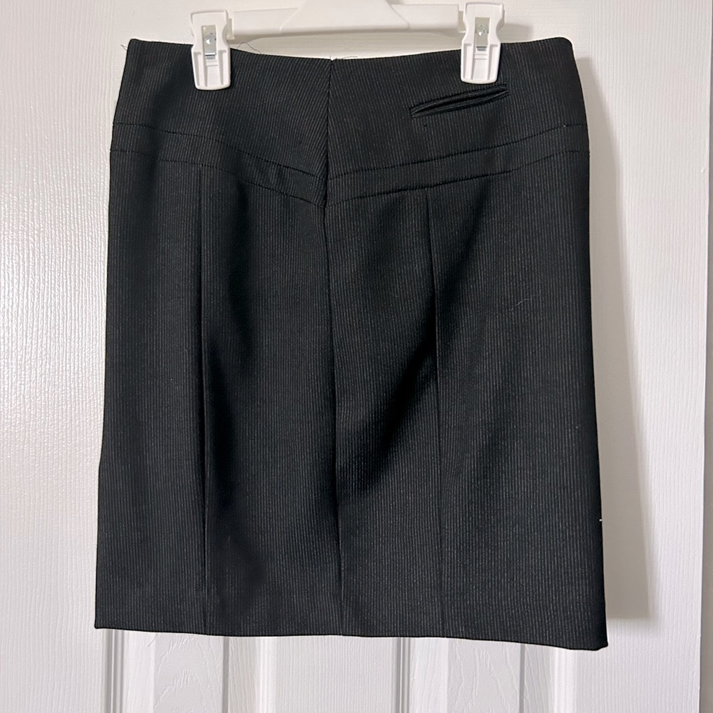 Black pinstripe pencil skirt (Express)
